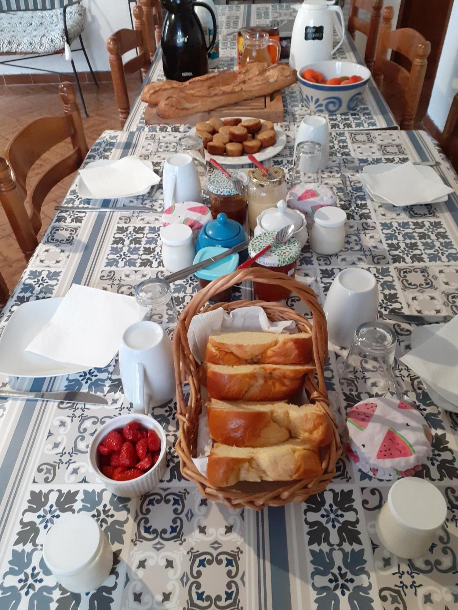 Domaine De La Sauzaie Bed & Breakfast La Pommeraie-sur-Sevre Ngoại thất bức ảnh